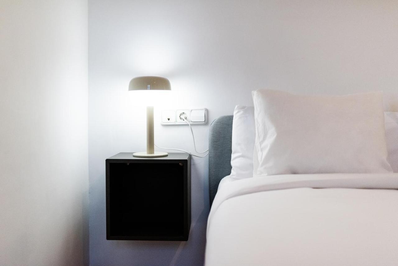 Apartamento Piso Junto A Mercado De San Agustin Y Catedral En *